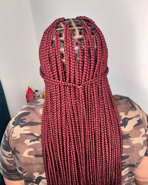 🎉 @Hairnergybraids Look Book: Box Braids Edition! 🎉 Let’s dive into the timeless favorite—box braids, the ultimate protective style for Black women. 💫 Whether you’ve rocked them before or are ready to try them out, box braids are all about versatility. You can go small, medium, large, long, short, and experiment with endless colors like red, brown, pink, or even a bold mix. 💇🏽‍♀️✨ But box braids aren’t just about size and color—you can add your own twist! How about adding beads, or curly en... Protective Style, Look Book, Book Box, Protective Styles, Red Brown, Box Braids, Black Women, Braids, Lookbook