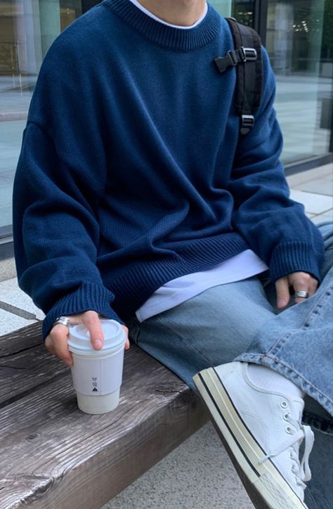 Drip Clothes, High End Streetwear, Fashion Outfits Streetwear, Blue Outfit Men, Clothes Fashion Outfits, Blue Sweater Outfit, Soft Boy Outfits, Sweater Outfits Men, Women Right