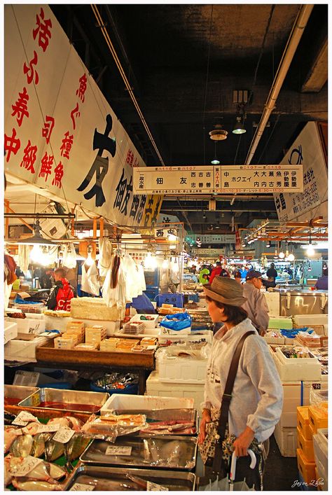 Tsukiji Fish Market, Tokyo | The Tsukiji Fish Market is the largest wholesale fish and seafood market in the world.  Tsukiji Tsukiji Market, Tsukiji Fish Market, Turning Japanese, Bg Design, Tsukiji, Japanese Fish, Seafood Market, Fish Supplies, Fish Market