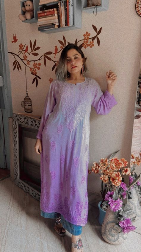 #kurtalover #summerstyle #aesthetic #kurta #lilacaesthetic #lilac #designer #kurtainspo #longkurti #amazonfinds #chikankari #chikankarikurta Purple Chikankari Kurta, Aesthetic Kurta, Chikankari Kurta, Ethnic Outfits, Summer Inspo, How To Style, Indian Outfits, Shoulder Dress, Cold Shoulder Dress