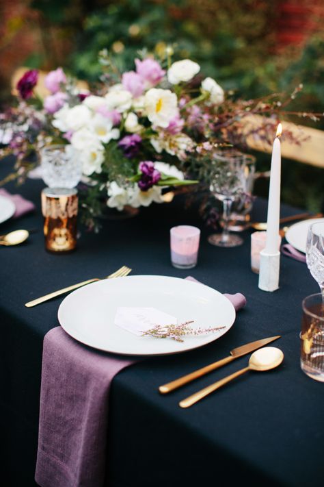 Moody purple hued table decor: Photography: Anna Wu - http://annawu.com/ Al Fresco Dinner Party, Blackberry Whiskey, California Winter, Al Fresco Dinner, Plum Wedding, Tafel Decor, 30th Birthday Party, Have Inspiration, 30th Birthday Parties