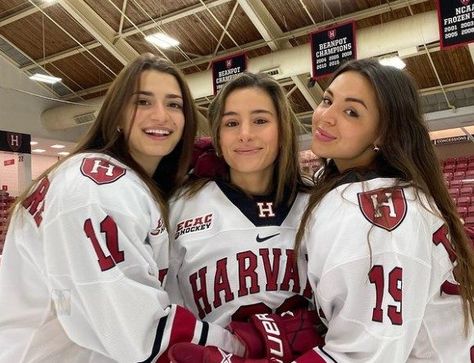 Female Hockey Player Takes Off Uniform and MELTS THE ICE Female Hockey Player, Ice Hockey Girls, Hockey Uniform, Hockey Uniforms, Hockey Sweater, Canada Photography, Hockey Girl, Ice Hockey Players, Hockey Girls