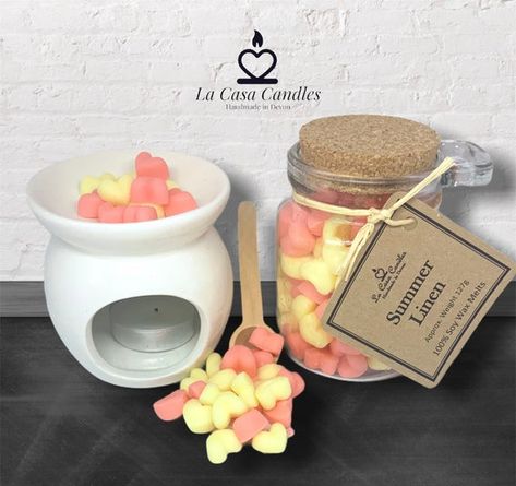 Mini Wax Melts, Heart Wax Melts, Wax Melts Packaging, Diy Wax Melts, Jar Of Hearts, Wax Tablet, Homemade Scented Candles, Handmade Wax Melts, Diy Wax