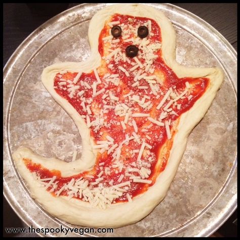 The Spooky Vegan: Ghost with the Most Pizza Homemade Pizza Halloween, Homemade Pizza Shapes, Halloween Shaped Pizza, Spooky Pizza Night, Ghost Shaped Pizza, Halloween Pizza Shapes, Ghost Pizza Halloween, Homemade Halloween Pizza, Spooky Pizza Ideas