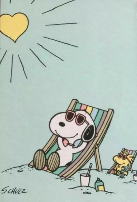 Almost Summer Snoopy And Woodstock Summer, Snoopy Beach Wallpaper, Snoopy At The Beach, Snoopy And Peanut, Snoopy Laying Down, Snoopy Vacation, Beach Snoopy, Relax Cartoon, Woodstock Cartoon