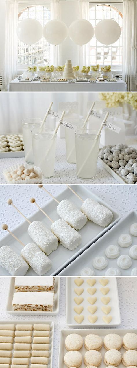 Whites Dessert Bord, Dessert Book, White Desserts, Winter Bridal Showers, Tafel Decor, All White Party, All White Wedding, Baptism Party, Dessert Tables