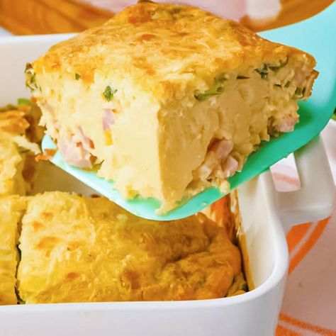 Keto Egg and Cream Cheese Bake Keto Egg Casserole Recipes, Keto Egg Dishes For Dinner, Egg And Cream Cheese Recipes, Egg Cream Cheese, Low Carb Egg Bake, Egg Bake With Cream Cheese, Cream Cheese Egg Bake, Carnivore Egg Bake, Cream Cheese Egg Bites