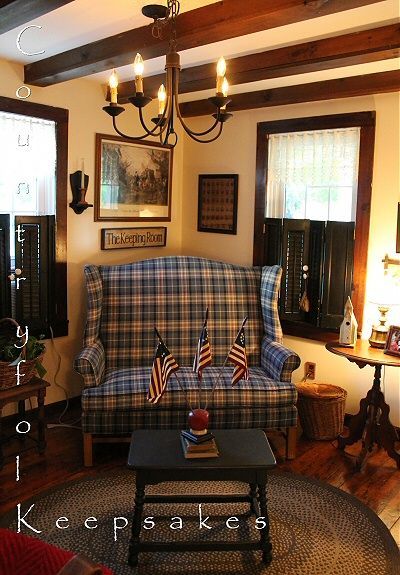 Country Primitive Living Room, Primitive Country Homes, Primitive Living Room, Primative Decor, Primitive Homes, Casa Country, Country Cottage Decor, Prim Decor, Colonial Decor