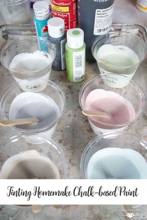 Making Paint, Diy Chalk Paint Recipe, Make Chalk Paint, Chalk Paint Furniture Diy, Chalk Paint Recipe, Homemade Chalk Paint, Homemade Chalk, Chalk Ideas, Chalk Crafts