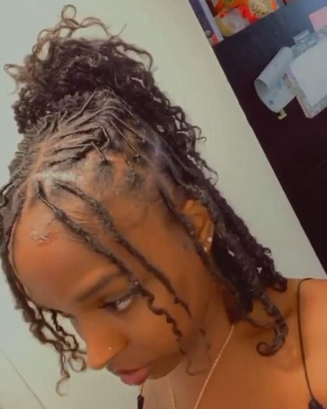 LOCS and MELANIN [Video] | Natural hair styles, Short locs hairstyles, Dreadlock style Half Up Locs Hairstyles For Women, Start Locs On Short Hair, Medium Locs Black Women Hairstyles, Starter Locs Styles For Long Hair, Half Up Half Down Starter Loc Styles, Curly Locs Black Women Styles, Hairstyles For Beginner Locs, Two Strand Locs Hairstyles, Half Up Half Down Locs Black Women