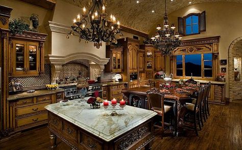 traditional kitchen interiors in classic style Style Toscan, Mediterranean Kitchen Design, Inspirational Homes, Amazing Kitchens, Kitchens Design, Mediterranean Kitchen, Tuscan Design, Tuscan Kitchen, Tuscan House