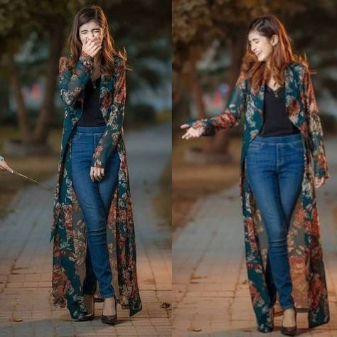 Long Shrug, Fashion Show Dresses, Shrug For Dresses, Mode Kimono, Western Wear Outfits, Indian Look, Casual Indian Fashion, Long Kurti Designs, Teal Blue Color