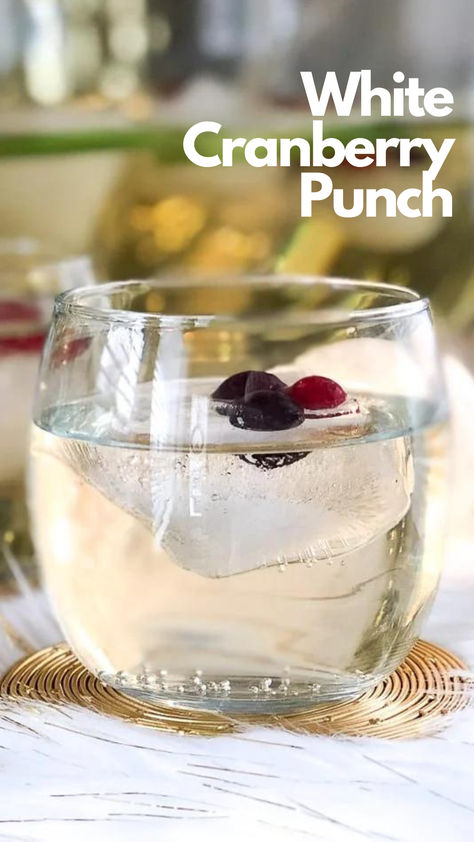 White Cranberry Punch White Christmas Margarita Punch, White Rum Punch Recipes, Drinks With White Cranberry Juice, Sprite Cranberry Punch, White Cranberry Mocktail, Punch With White Grape Juice, Mocktail Punch Bowl, Winter Punch Non Alcoholic, Apple Punch Recipes Non Alcoholic