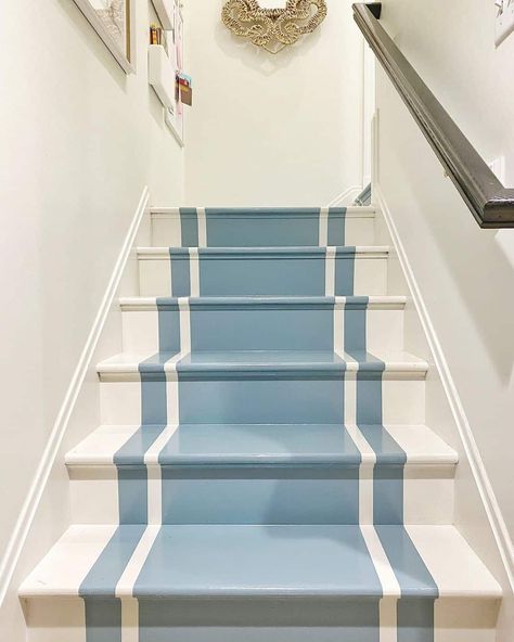 29 Refreshing Stair Riser Ideas We Can’t Get Enough of Painted Wood Stairs, Amy Studebaker, Wallpaper Stairs, White Staircase, Painted Stairs, Stair Lighting, Wood Stairs, Home Design Ideas, Stair Runner