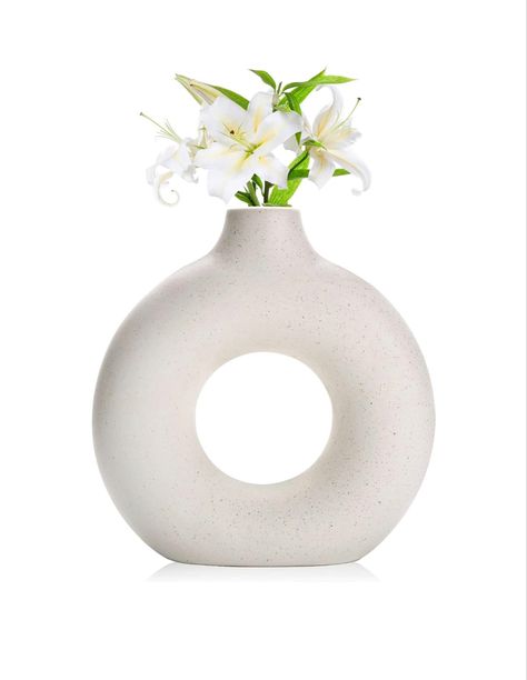 Mantle Farmhouse, Circle Vase, Decor Corner, Boho Centerpiece, Pampas Grass Vase, Donut Vase, Nordic Boho, Minimalist Design Style, Farmhouse Shelf