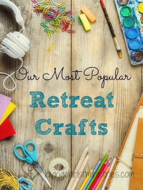 These retreat crafts are the ones we keep returning to as women ask for them over and over again. #retreats #retreatresources #womensministry #ministryideas #christianwomen #crafts #easycrafts Craft Ideas For Women, Fellowship Ideas, Bible Study Crafts, Simple Abundance, Retreat Activities, Craft Retreat, Retreat Gifts, Women's Retreat, Creative Retreat