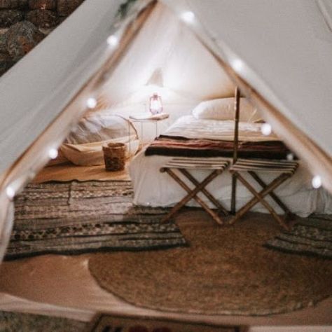 Glamping Tent Airbnb, Glamping Decorating Ideas, Glamping Business Ideas, Tent Decorating Ideas Camping, Glamping Interiors, Springbar Tent, Glamping Interior, Bell Tent Interior, Glamping Decor