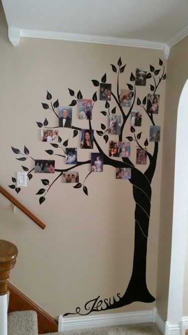 Painted picture tree Wall Painting Ideas With Photos, Picture Tree Wall, Family Tree Painting On Wall, Art Room Painting Ideas, Panting Photo Home, Room Tree Decor, Family Tree Wall Painting, Small Deck Furniture Layout, Small Deck Furniture