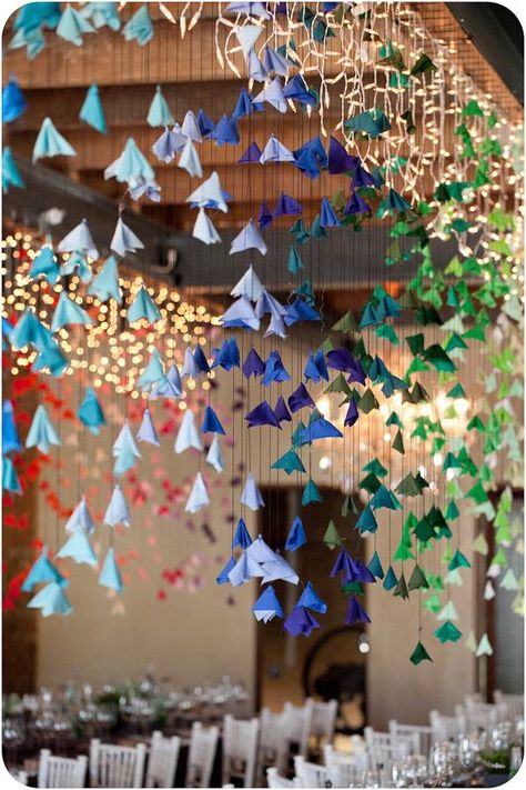 Origami Wedding, Halloween Fest, Paper Cranes, Hanging Fabric, Hanging Flowers, Ideas Party, The Ceiling, Wedding Paper, Event Decor