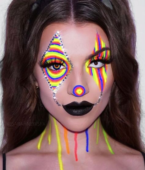 Rave Inspired Makeup, Clown Makeup Neon, Neon Halloween Makeup, Neon Clown Makeup, Crazy Clown Makeup, Neon Clown, Crazy Halloween Makeup, Jester Makeup, Clown Aesthetic