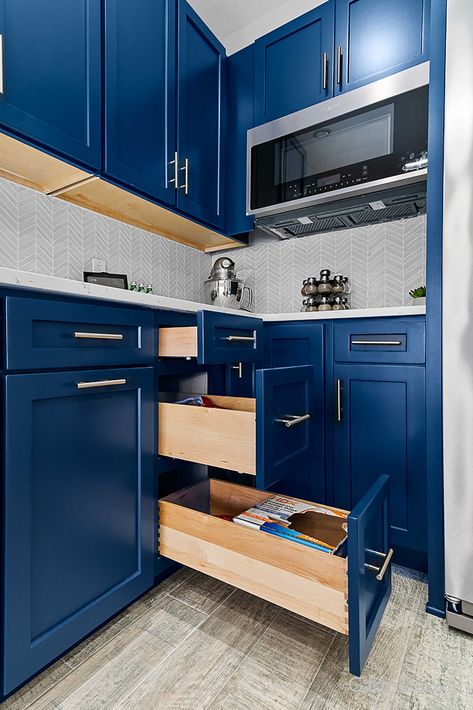 Kitchen With Waterfall Island, Navy Kitchen Cabinets, Modern Coastal Kitchen, Navy Blue Kitchen Cabinets, Kitchen Cabinet Inspiration, Cheap Dorm Decor, Navy Blue Kitchen, Maple Kitchen Cabinets, Navy Kitchen