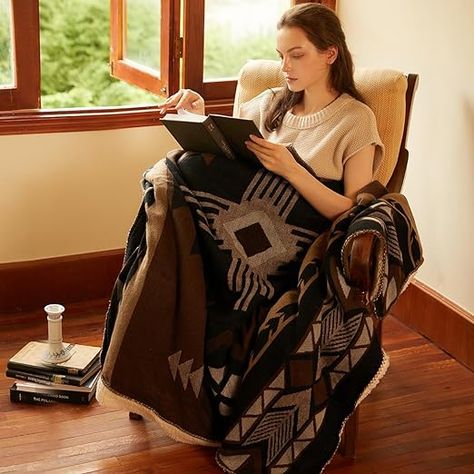 Western, Cowboy, Southwest Style throw blanket, keep your area looking trendy while also staying warm and cozy Aztec Throw Blanket, Patterned Throw Blanket, Southwest Blankets, Blanket Making, Aztec Blanket, Boho Blanket, Cozy Boho, Boho Throws, Southwestern Patterns