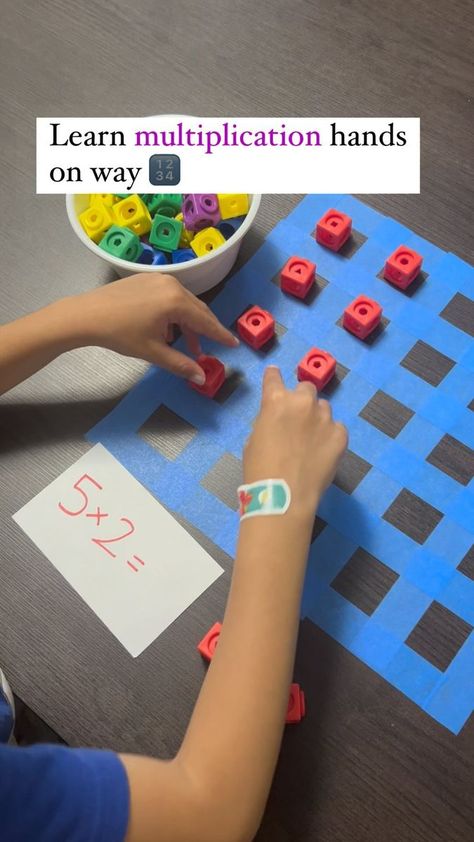 Math Manipulative, Math Story Problems, Ways Of Learning, Dough Balls, 3rd Grade Math, Play Dough, Business For Kids, Pom Poms, Learning Activities