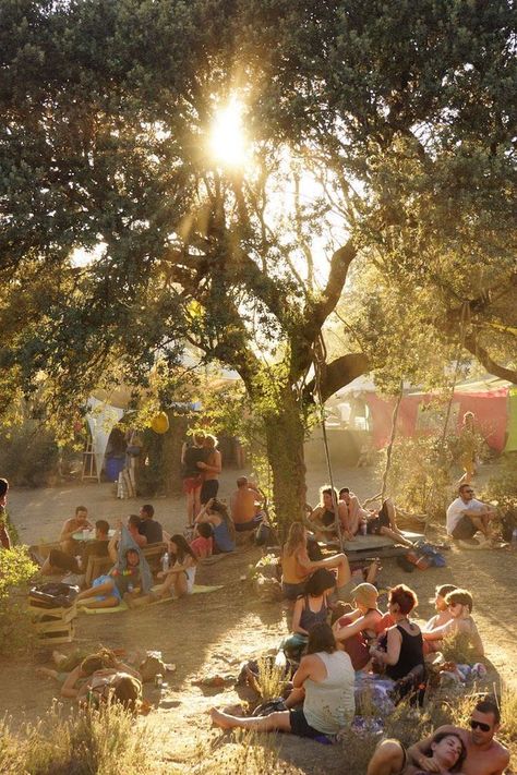 Boom Festival, Hippie Lifestyle, Hippie Aesthetic, Mode Hippie, Happy Hippie, Hippie Life, Hippie Vibes, Lake Pictures, Hippie Festival