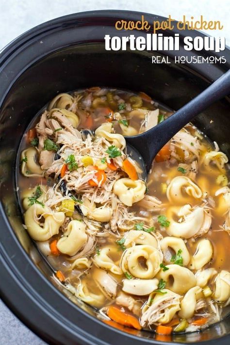 Crock Pot Chicken Tortellini, Meatless Crockpot, Chicken Tortellini Soup Crock Pot, Soup Tortellini, Recipes Meatless, Crock Pot Tortellini, Chicken Tortellini Soup, Chicken Noodle Soup Easy, Chicken Tortellini