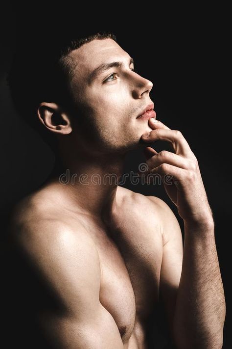 Man Standing Side View Drawing, Male Side View, Man Side View, Head References, Jojo Pose, Man Looking Up, Side View Drawing, Men Poses, Anatomy References