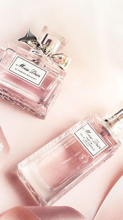 Kate Spade Perfume, Rose Gold Aesthetic, Miss Dior Blooming Bouquet, Photo Rose, Mode Rose, Pink Tumblr Aesthetic, Pink Perfume, Baby Pink Aesthetic, Pink Photo