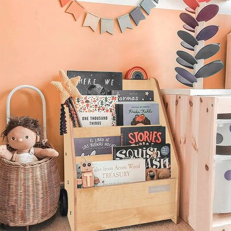 This Large Book shelf is great for child led learning, books can easily be seen and picked by children which invites them and encourages them to read more. Searching for Money Concious, child led Products so you dont have to. For More Child Led Ideas Please Follow. Montessori Bookcase, Kids Climbing Frame, Bookshelf White, Kids Easel, Toddler Board, Childrens Bookcase, Kids Bookshelf, Moses Basket Stand, Montessori Method