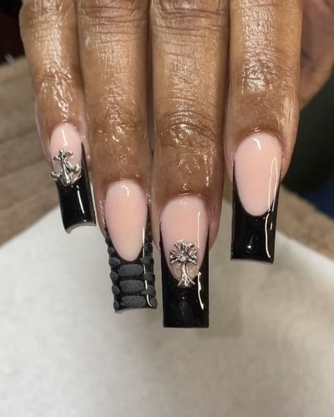 Nail Ideas 2023 Summer, 2023 Pink Nails, Nails Back To School, Occasion Nails, 2023 Pink, Back To School Nails, Pedicure Manicure, Drip Nails, Grunge Nails