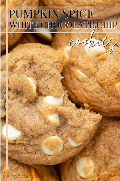 Pumpkin Spice Cookies are one of the most popular desserts for fall. These are a no-chill cookie recipe, quick to make & packed with pumpkin spice chips & white chocolate chips too. SO GOOD! Pumpkin Spice Pudding, Pumpkin Spice Cookie Recipe, Pumpkin Cookies Easy, Spice Cookie Recipes, Turtle Brownies, Pumpkin Cookie Recipe, Amazing Meals, Chocolate Chip Cookies Ingredients, Pumpkin Spice Recipe