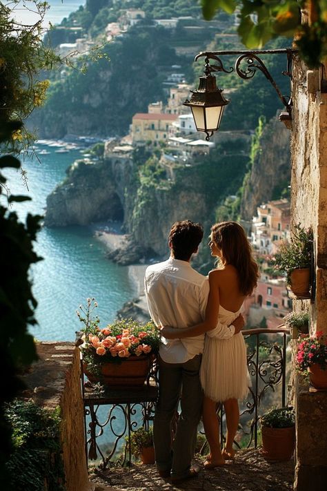 Discover the beauty of the Amalfi Coast with your partner. Stay in a cliffside hotel, dine by the sea, and explore the charming coastal towns together. 🌊🍋🏨 Amalfi Coast Couple, Costa Amalfi, Couple Travel, Amalfi Coast Italy, Italy Photo, Romantic Getaway, The Amalfi Coast, Coastal Towns, Photography Pictures