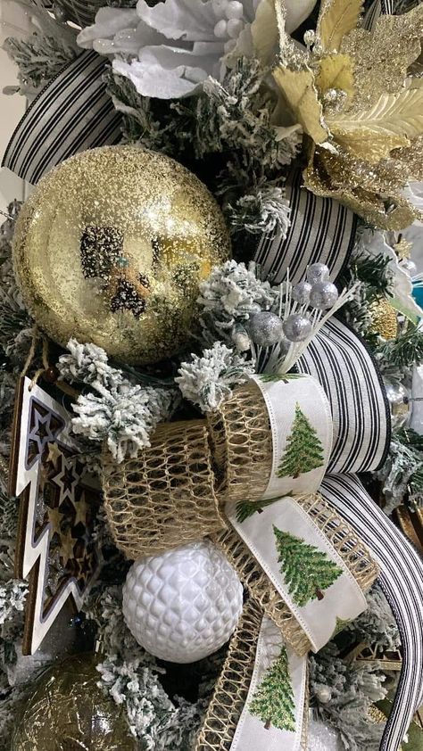 Glamour Christmas, Jingle Jangle, Brown Tree, Tree Inspiration, Ideas Navideñas, Xmas 2024, Tree Themes, Christmas Tree Inspiration, Christmas Themes Decorations