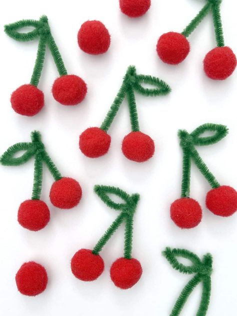 Pom Pom Diy, Cherry Party, Red Pom Poms, Origami Projects, Diy Pom Poms, How To Tie Ribbon, Leaf Template, Pom Pom Crafts, Diy Origami