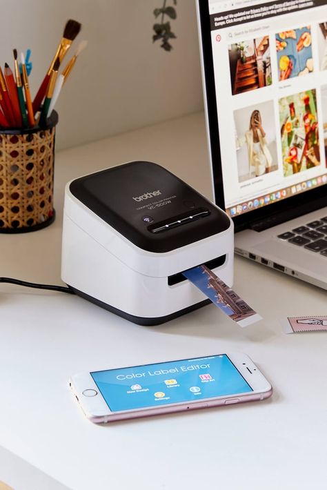 Smartphone Printer, Desain Pantry, Mobile Printer, Portable Printer, Circuit Projects, Smart Gadget, Smart Tech, Cool Gadgets To Buy, Photo Printer