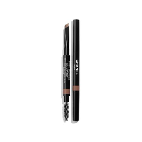 STYLO SOURCILS WATERPROOF DEFINING LONGWEAR EYEBROW PENCIL - Makeup | CHANEL Shaped Eyebrows, Chanel Mascara, Eyebrow Beauty, Long Wear Makeup, Perfume Chanel, Sparse Brows, Brow Pen, Perfume Floral, Best Eyebrow Products