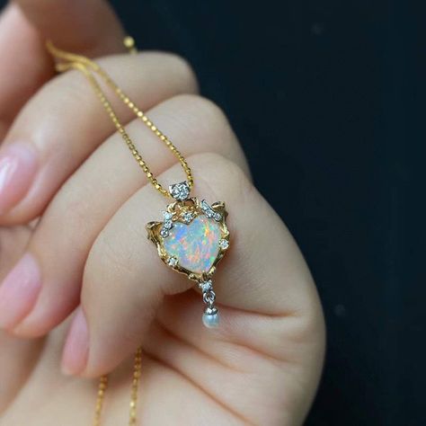 Fine Jewelry Opal Pendant Necklace, Ethereal Opal Gemstone Jewelry, Luxury Gold Opal Necklaces, Luxury Unique Opal Necklace, Luxury Opal Pendant Necklace, Opal Jewelry Set, Alchemy Jewelry, Akoya Pearl Necklace, Candy Jewelry