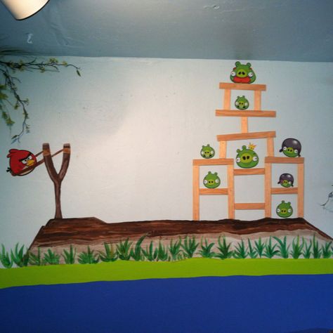 Angry birds mural kids bedroom! Angry Birds Decorations, Bedroom Art Wall, Child Draw, Bird Bedroom, Bedroom Kid, Kids Bedroom Art, Angry Birds Party, Rainbow Room, Bird Theme