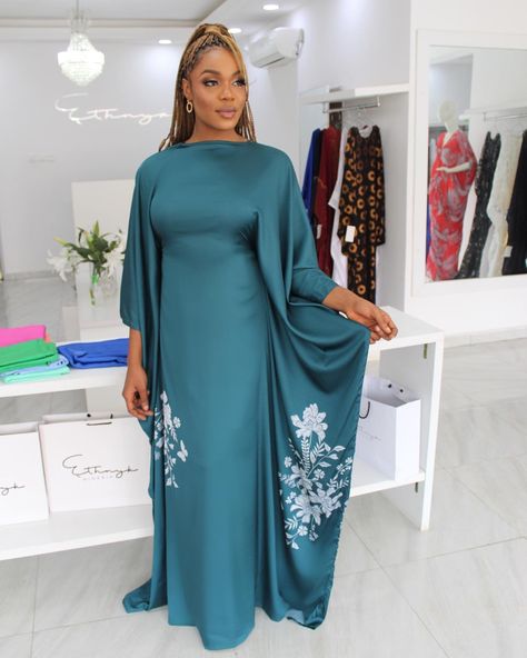 Silk Bubu Styles Nigerian, Aesthetic Abaya, Dramatic Natural Essence, Silk Abaya, Free Gown, Silk Dress Fashion, Nigerian Culture, Boubou Styles For Women, Nigerian Dress