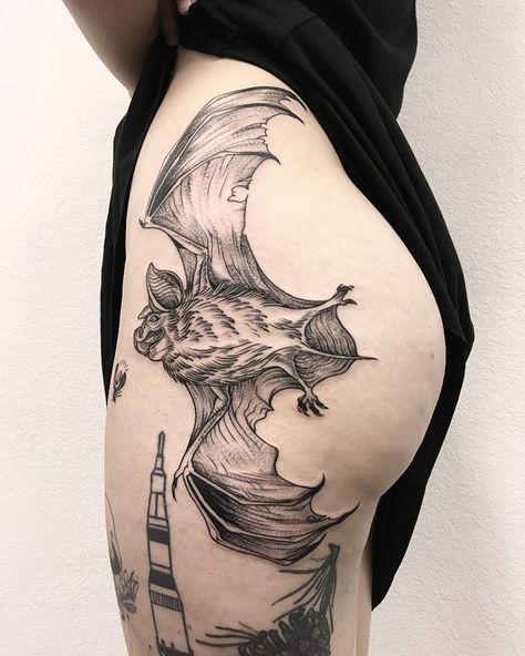 Dark Tattoo Designs, Tattoo Ideas Summer, Dark Tattoo Ideas, Gotik Tattoo, Shadow Tattoo, Bat Tattoo, Sick Tattoo, Creepy Tattoos, Gothic Tattoo