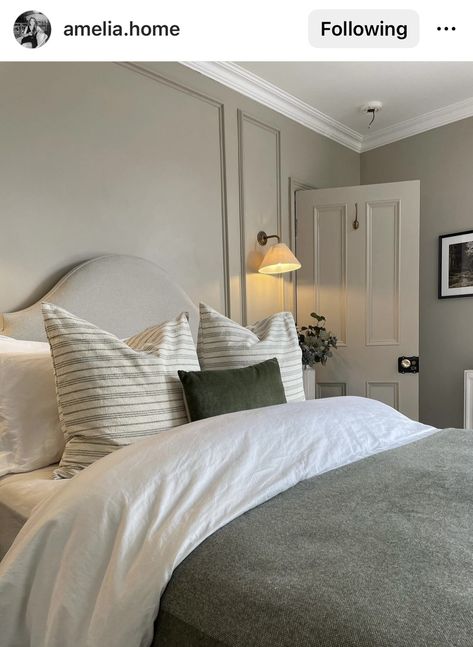 Neutral Spare Bedroom Ideas, Farrow And Ball Skimming Stone Bedroom, Cotswold Bedroom, Bedroom Ideas Cosy, Cotswold Interior, Main Bedroom Ideas, English Cottage Bedroom, Beech Tree, Bedroom Wall Colors