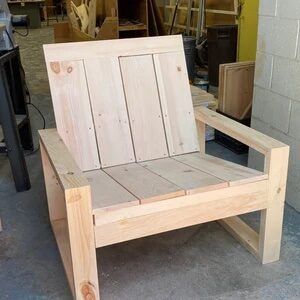 14 Adirondack Chair Plans You Can Download and DIY - Bob Vila Pallet Design Ideas, Lounge Chair Diy, White Lounge Chair, Wooden Chair Plans, Wooden Lounge Chair, Terrace Furniture, Adirondack Chair Plans, White Lounge, Popular Diy