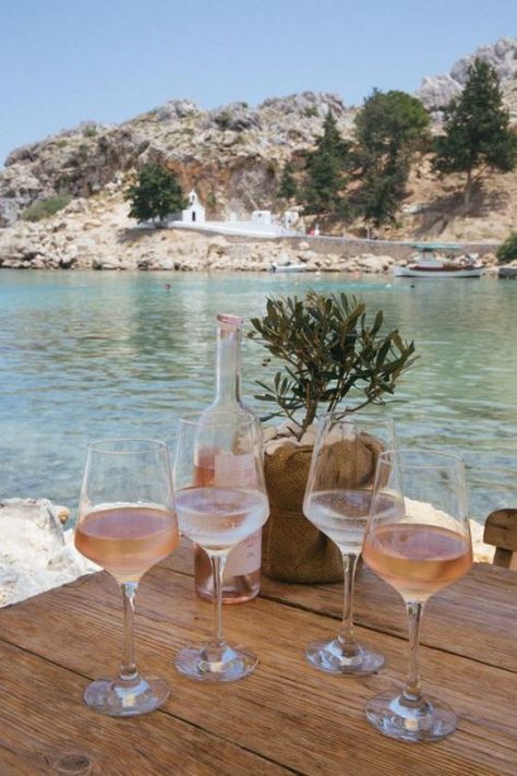 Jill Core, Italian Honeymoon, Drink Art, Holiday Aesthetic, Picture Picture, Holiday Places, Holiday Mood, Holiday Summer, Holiday Beach