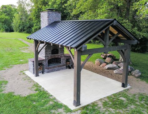 Outdoor Kitchens Ideas, Outdoor Brick Oven, Tiny Apartment Ideas, Outdoor Fireplace Pizza Oven, Rustic Outdoor Kitchen, Brick Oven Outdoor, Oven Fireplace, Rustic Outdoor Kitchens, Kitchens Ideas