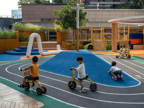 playground activities preschool outdoor areas Playhouse Ideas Outdoor, Kids Playhouse Ideas, School Playground Design, School Outdoor Area, Kindergarten Playground, Daycare Playground, Community Playground, Playground Activities, Preschool Playground