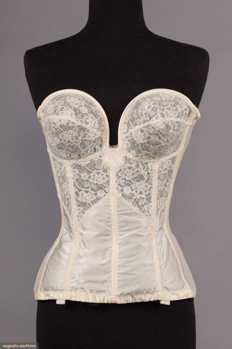 Auctions by Date Merry Widow, Classy Wear, Vintage Corset, Clothing And Textile, Vintage Couture, Textiles Fashion, Vintage Lingerie, Historical Clothing, 2000s Fashion