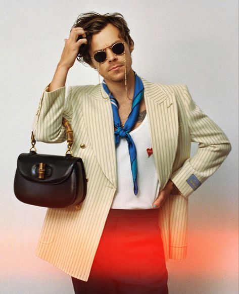 Harry Styles Gucci Photoshoot, Gucci Campaign, Harry Styles Gucci, Harry Styles Photoshoot, Harry Styles Outfit, Ha Ha Ha, Harry Styles Wallpaper, Harry Styles Photos, Ha Ha